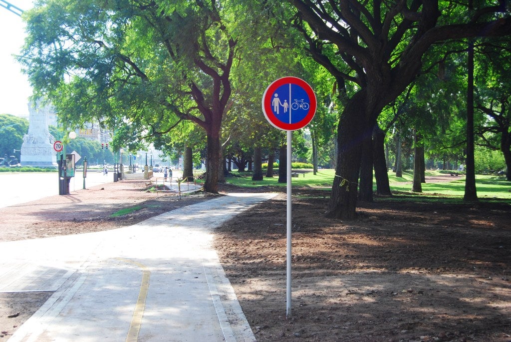 Libertador Avenue - Bike Lane
